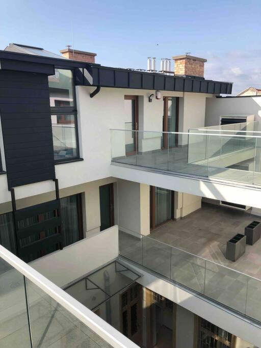 Luxury Cozy 2 Bdr Downtown Apt.5 Budapest Luaran gambar